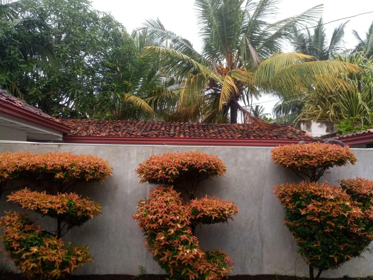 Villa Tangalle Lagoon Esterno foto