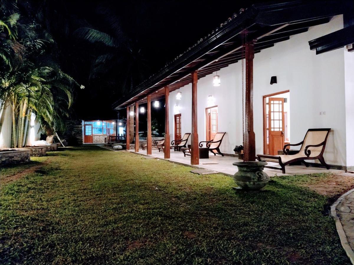 Villa Tangalle Lagoon Esterno foto
