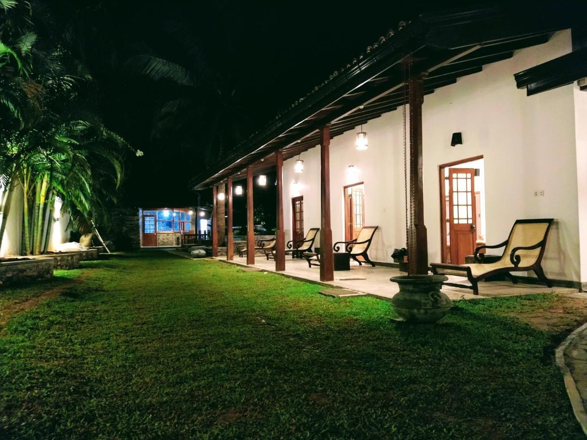 Villa Tangalle Lagoon Esterno foto